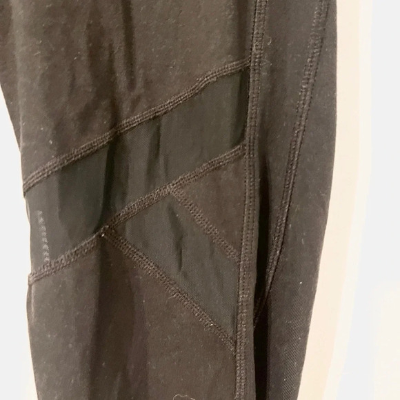 Athleta Mesh Cut Outs Leggings - Picture 4 of 7